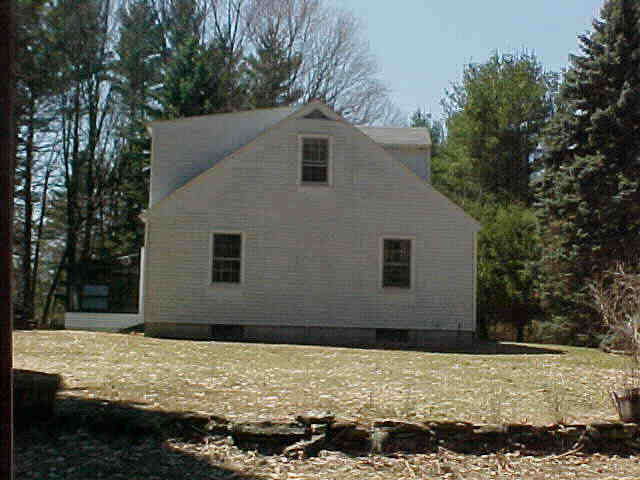 Building photograph for 197 CANAAN ROAD